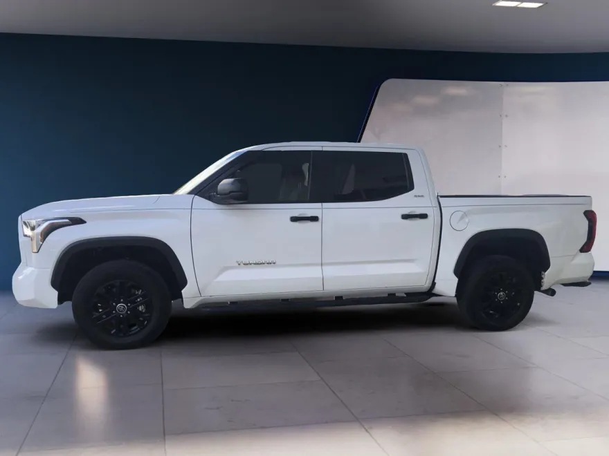 2024 Toyota Tundra SR5 CrewMax photo 1
