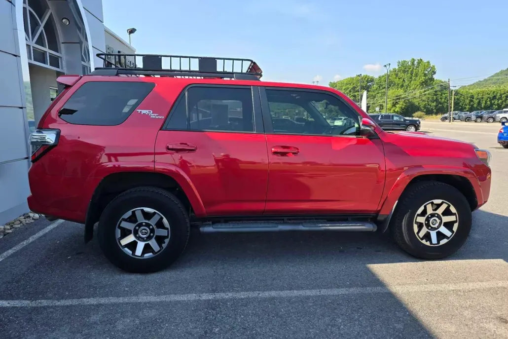 2022 Toyota 4Runner TRD Premium 4WD photo 1