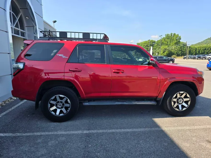 2022 Toyota 4Runner TRD Premium 4WD photo 1