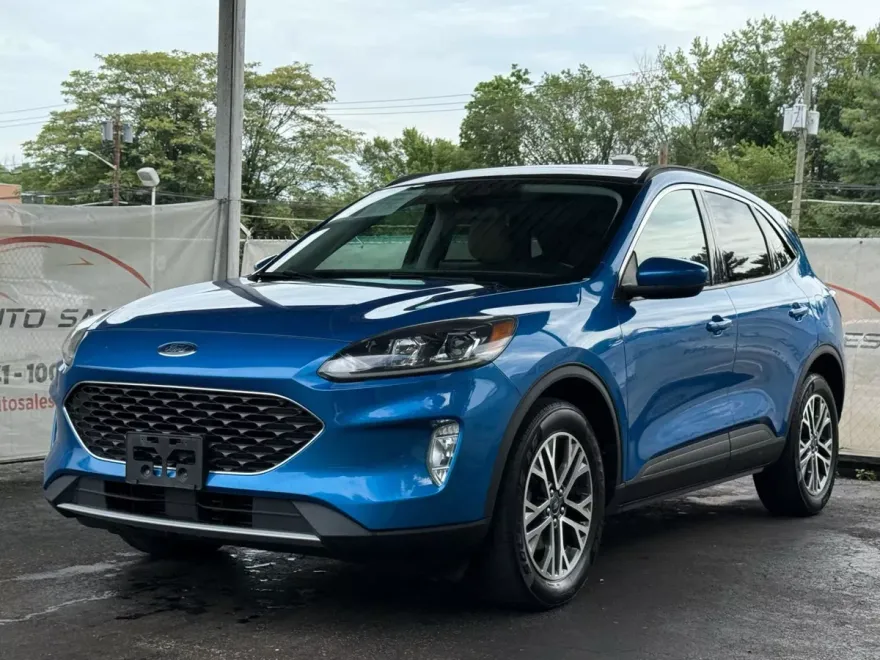 2021 Ford Escape SEL Sport photo 1
