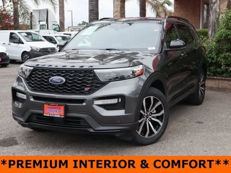 2020 Ford Explorer ST photo 1
