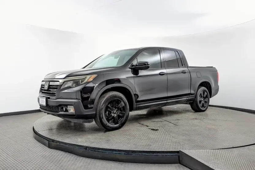 2019 Honda Ridgeline Black Edition photo 1
