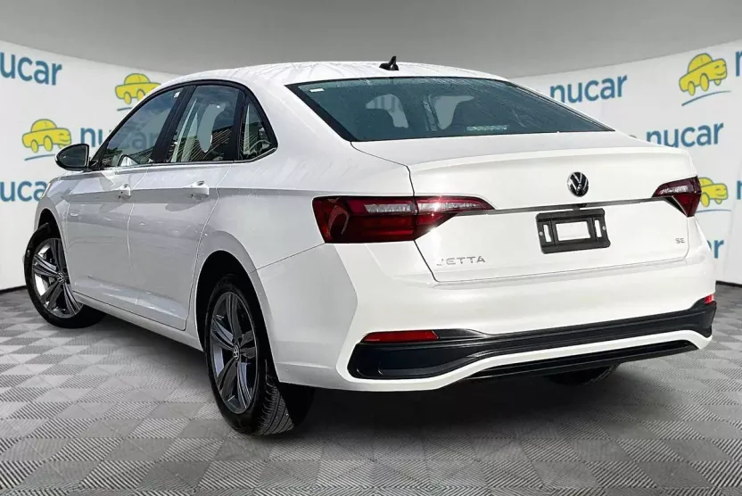 2024 Volkswagen Jetta SE photo 1
