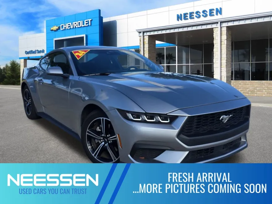 2024 Ford Mustang photo 1