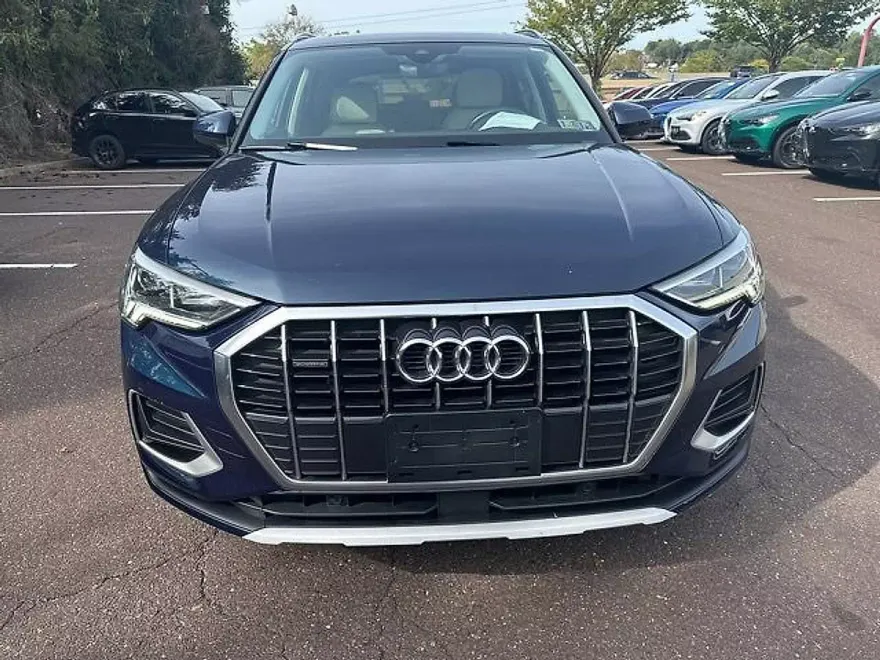 2020 Audi Q3 Premium Plus 45 TFSI photo 1