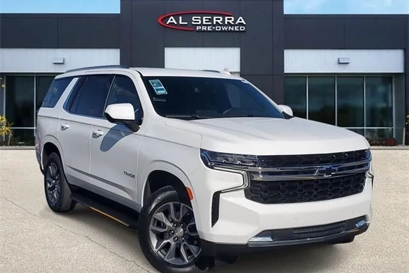 2023 Chevrolet Tahoe LS photo 1
