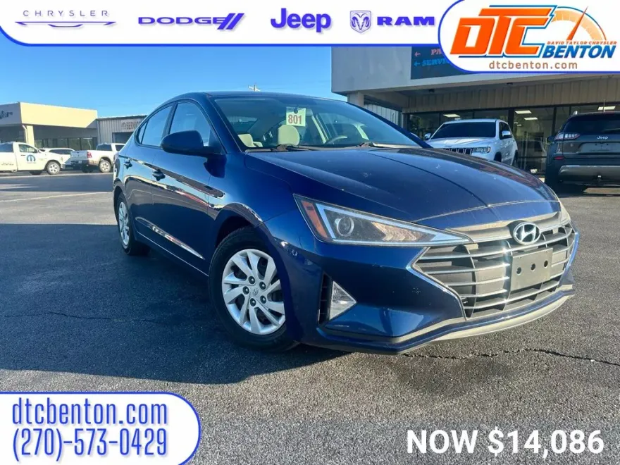 2019 Hyundai Elantra SE photo 1