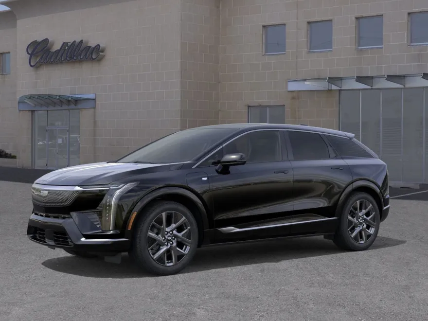 2025 Cadillac Optiq Luxury photo 1