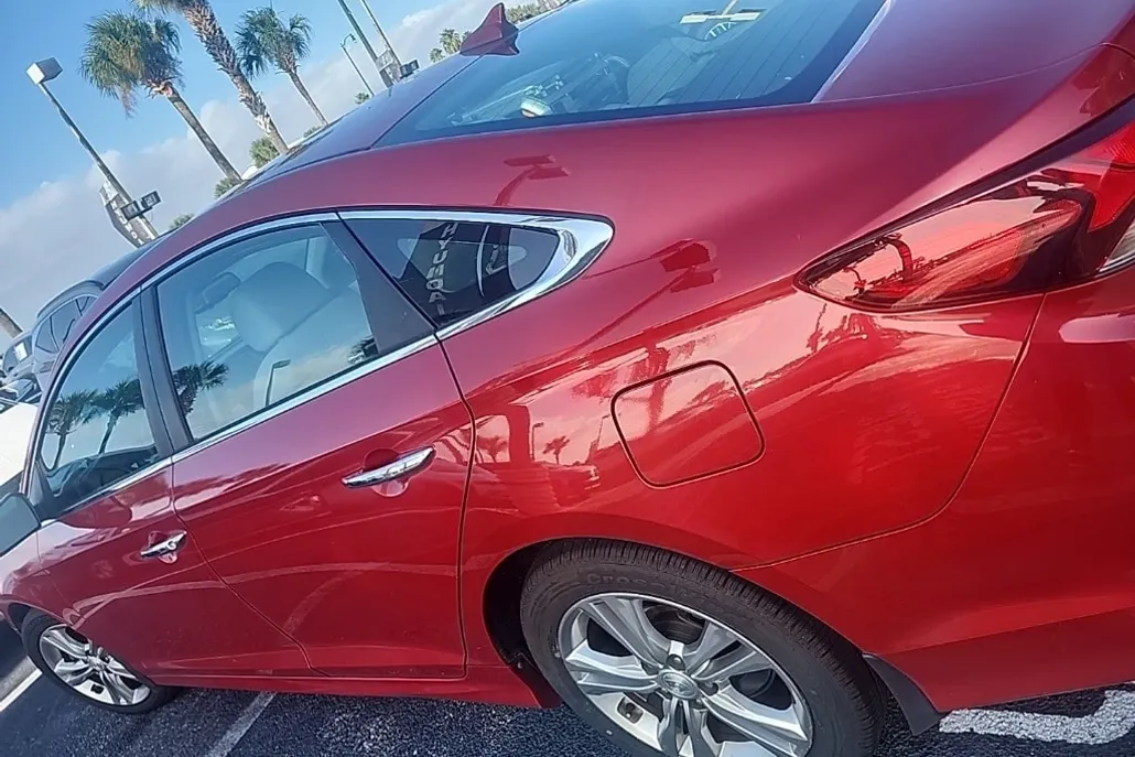 2019 Hyundai Sonata SEL photo 1