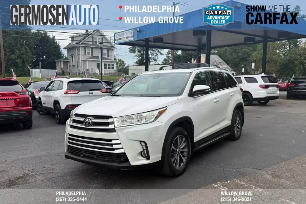 2019 Toyota Highlander SE XLE photo 1