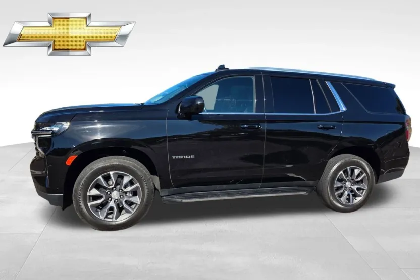 2023 Chevrolet Tahoe LT photo 1