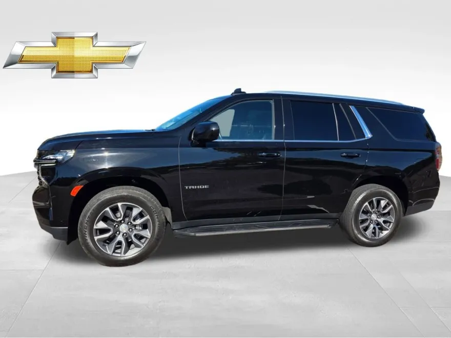 2023 Chevrolet Tahoe LT photo 1