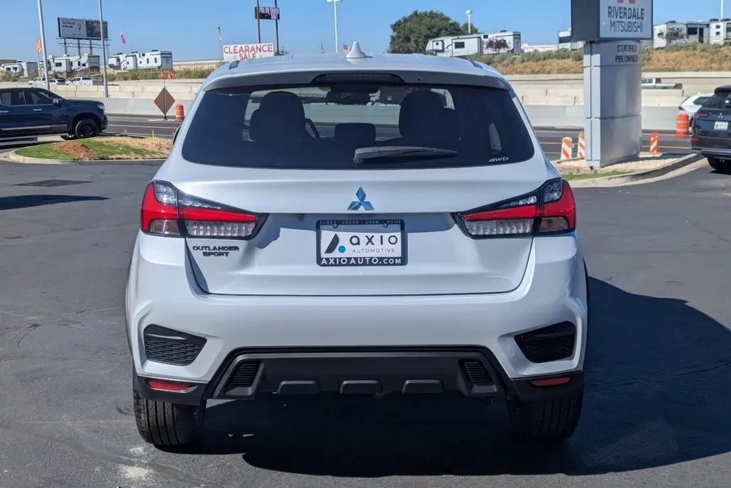 2025 Mitsubishi Outlander Sport ES SE LE photo 1
