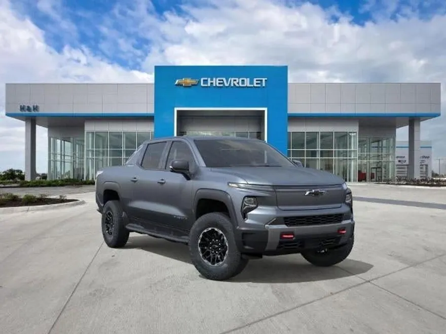 2026 Chevrolet Silverado EV Trail Boss photo 1
