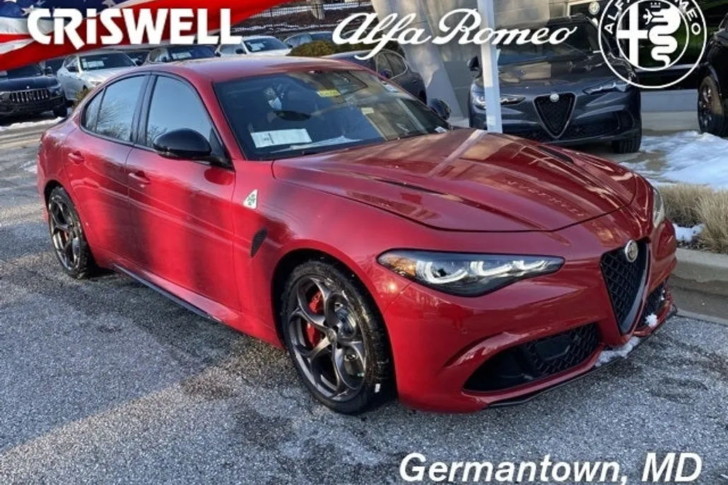 2024 Alfa Romeo Giulia Quadrifoglio photo 1