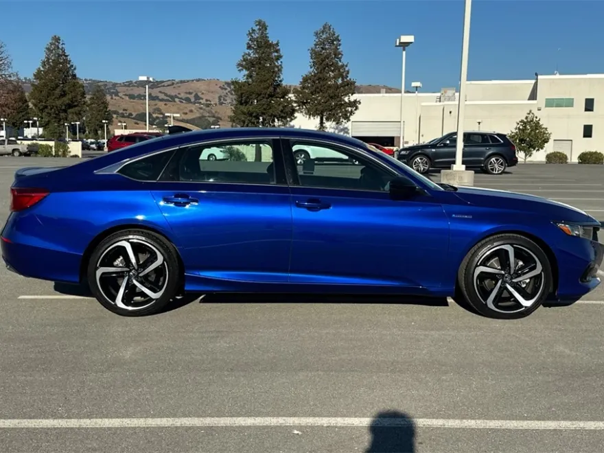 2022 Honda Accord Hybrid Sport photo 1