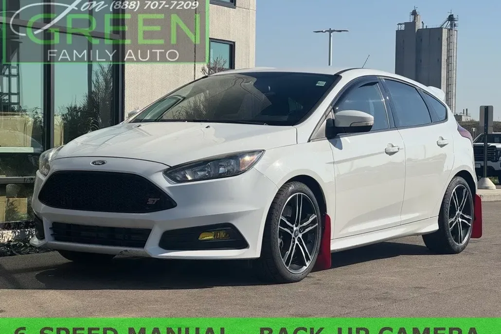 2018 Ford Focus ST photo 1