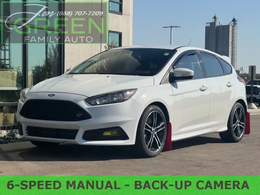 2018 Ford Focus ST photo 1