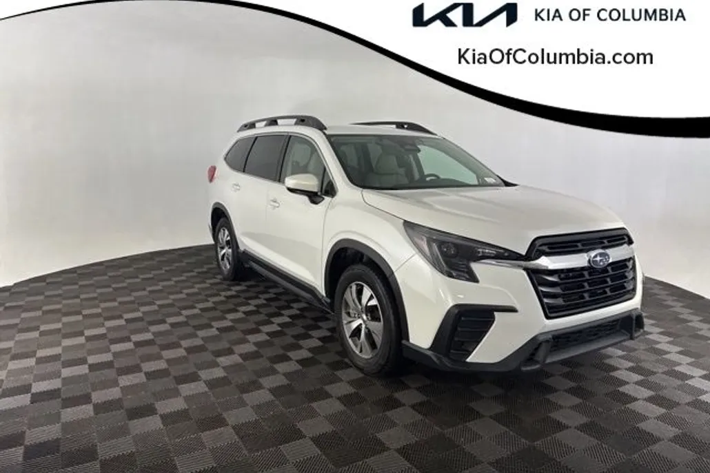 2024 Subaru Ascent Premium photo 1