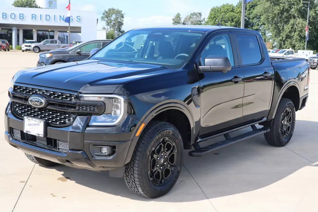 2025 Ford Ranger XLT photo 1