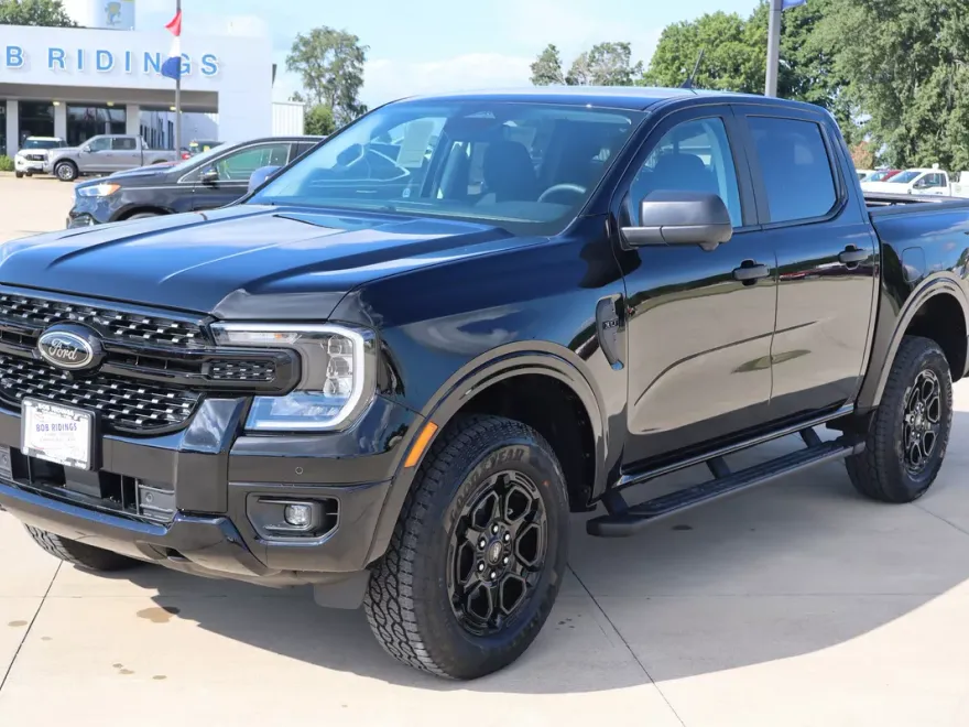 2025 Ford Ranger XLT photo 1
