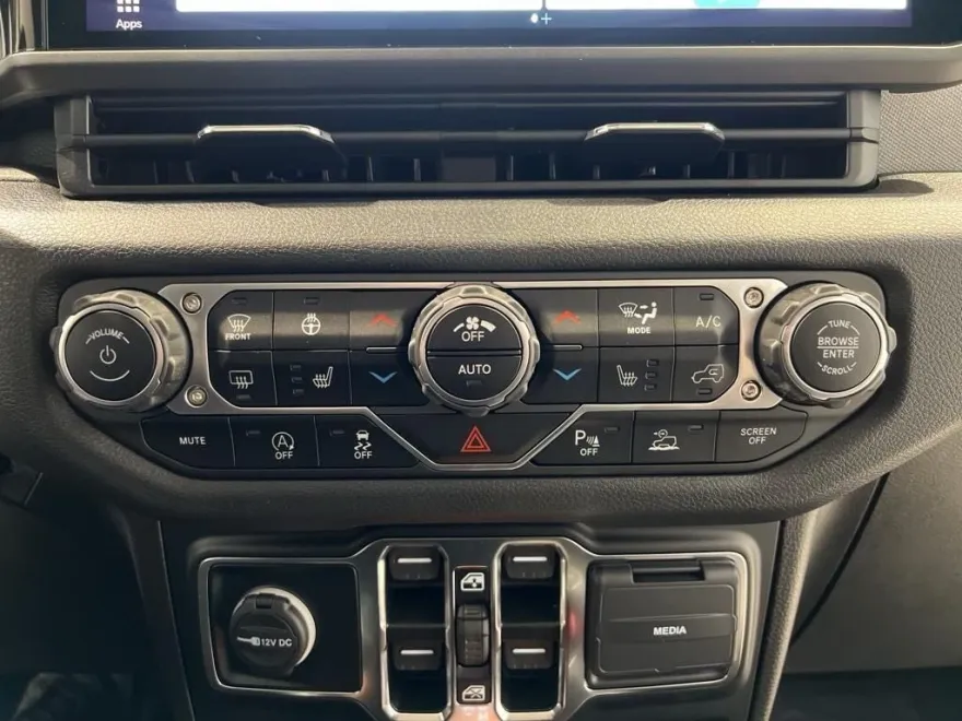 2024 Jeep Gladiator Sport S photo 11