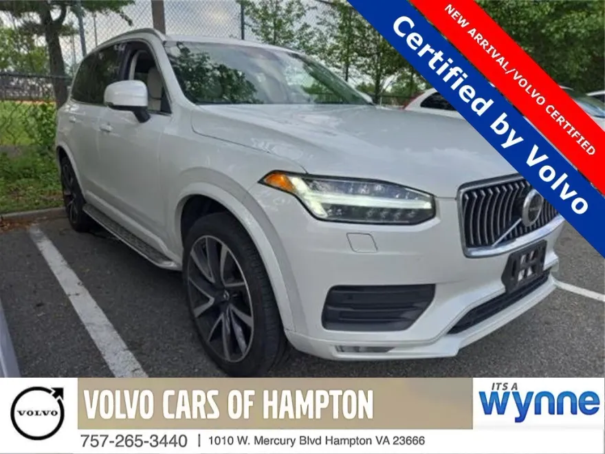 2022 Volvo XC90 T6 AWD Momentum photo 1