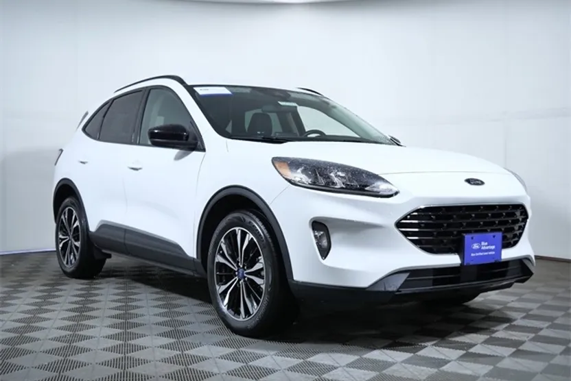 2022 Ford Escape SEL photo 1