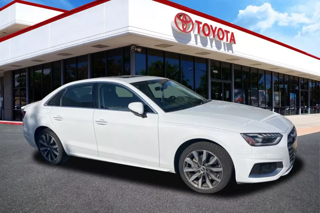 2021 Audi A4 40 Premium Plus photo 1