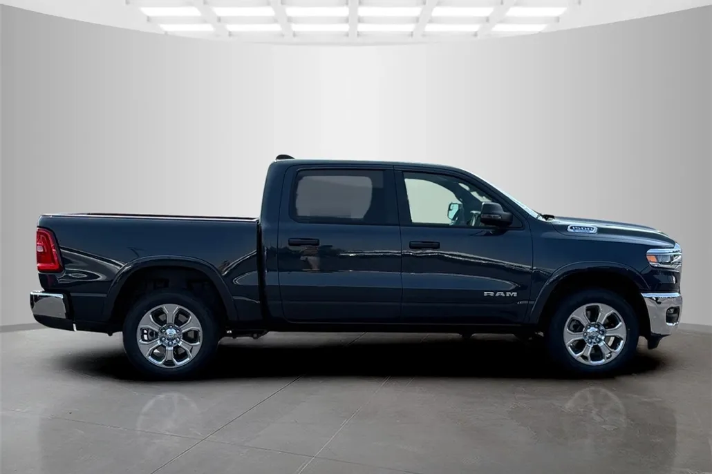 2025 Ram 1500 Big Horn photo 1