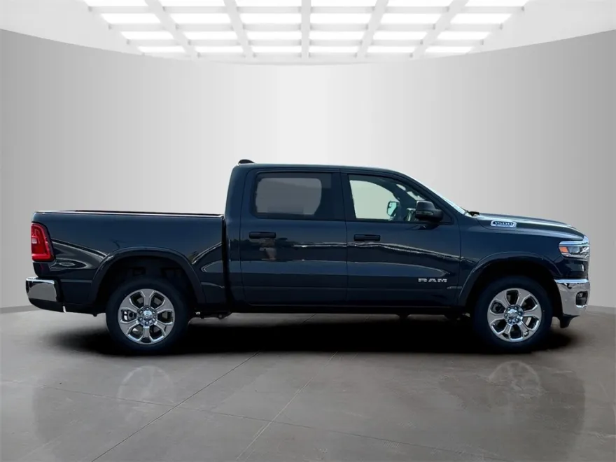 2025 Ram 1500 Big Horn photo 1