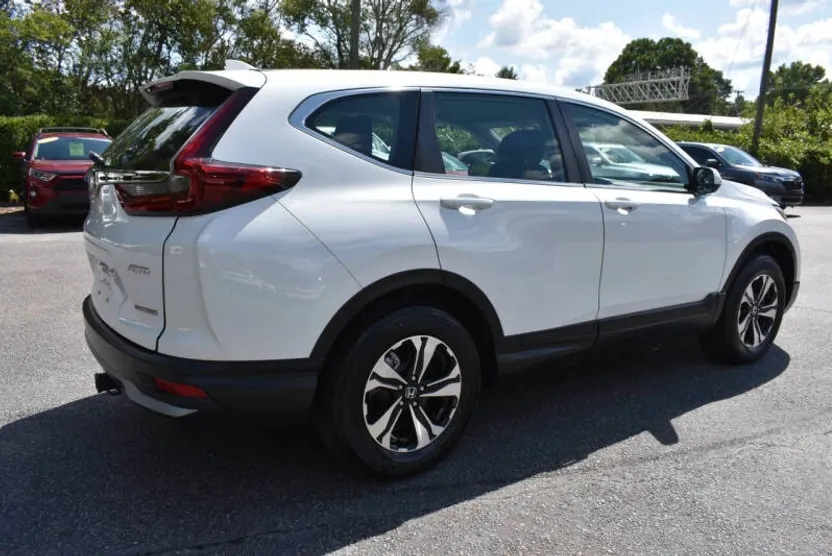 2022 Honda CR-V SE photo 1