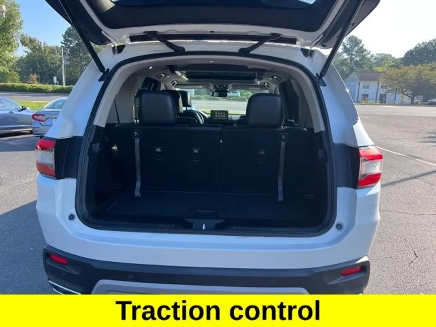 2023 Honda Pilot Touring photo 1