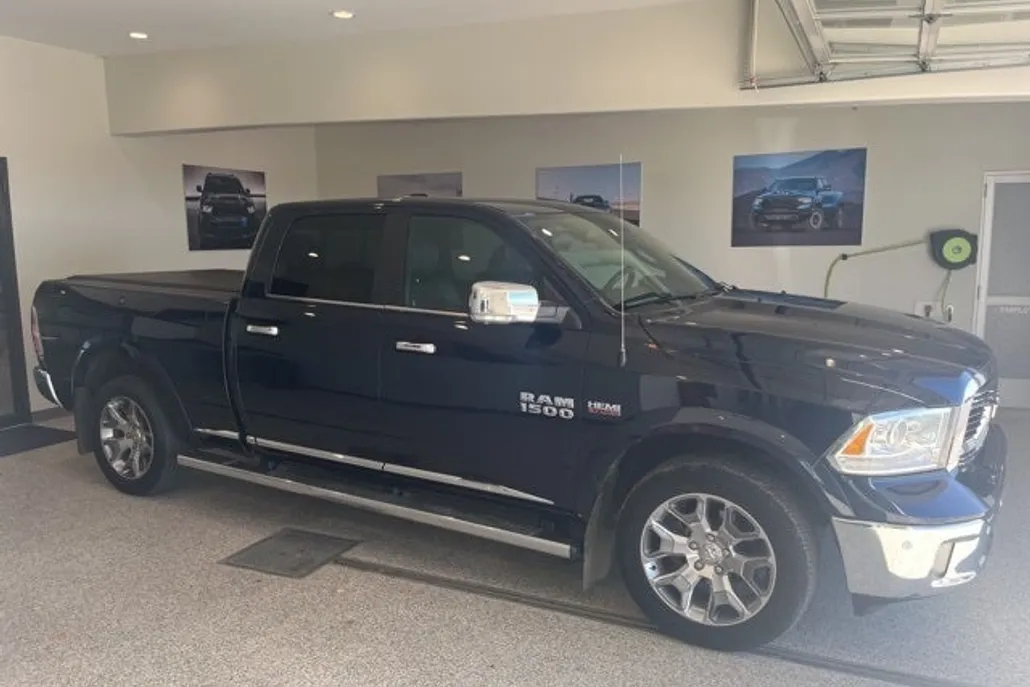 2017 Ram 1500 Limited photo 1
