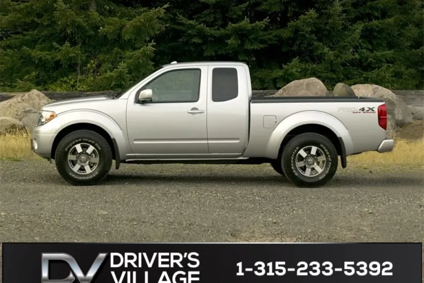 2017 Nissan Frontier SV photo 1