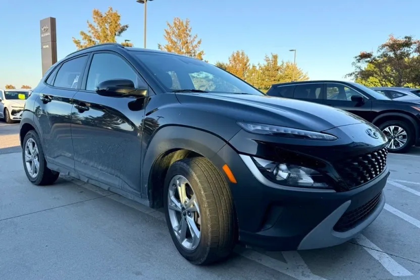 2023 Hyundai Kona SEL photo 1