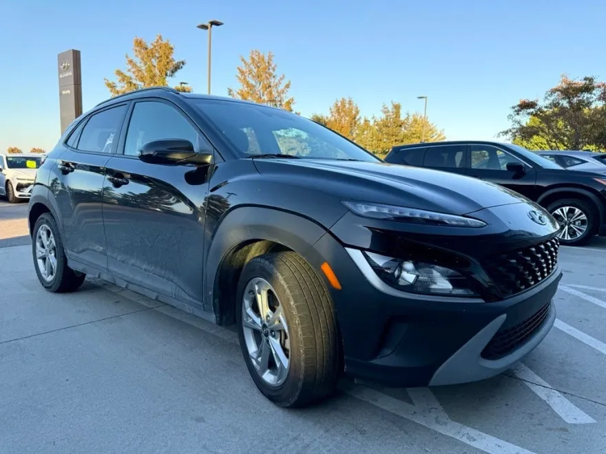 2023 Hyundai Kona SEL photo 1