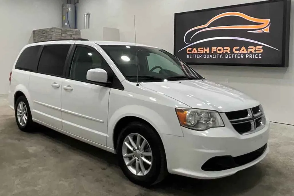 2014 Dodge Grand Caravan SXT photo 1