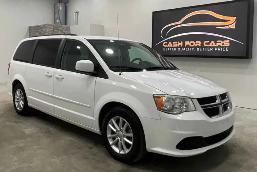 2014 Dodge Grand Caravan SXT photo 1