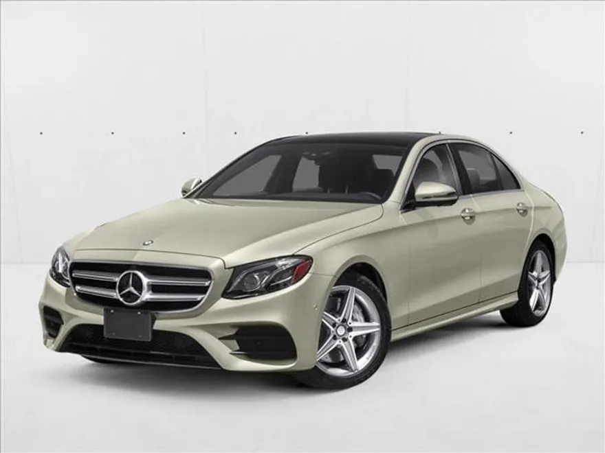 2018 Mercedes Benz E 300 Sedan photo 1