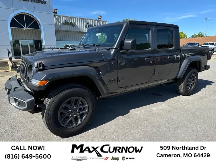 2024 Jeep Gladiator Sport S photo 1