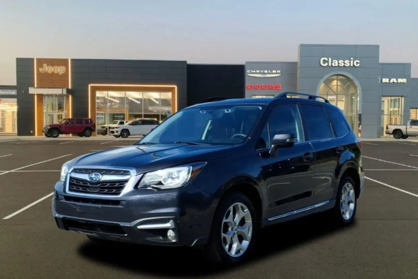 2018 Subaru Forester Touring photo 1