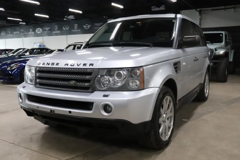 2009 Land Rover Range Rover Sport HSE photo 1
