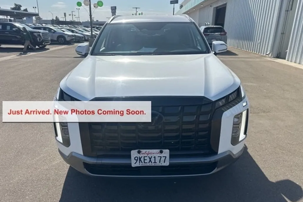 2024 Hyundai Palisade SEL photo 1