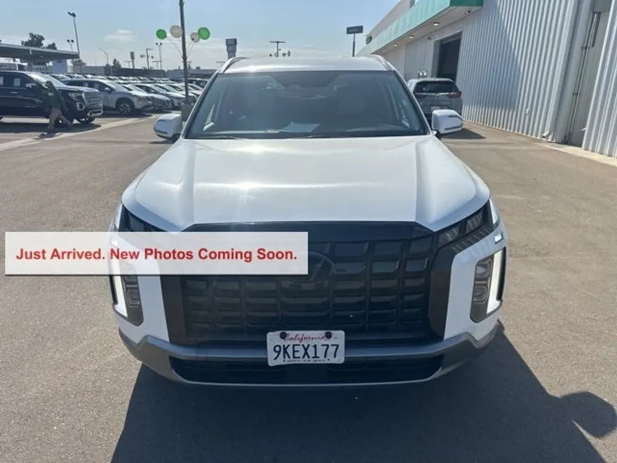 2024 Hyundai Palisade SEL photo 1