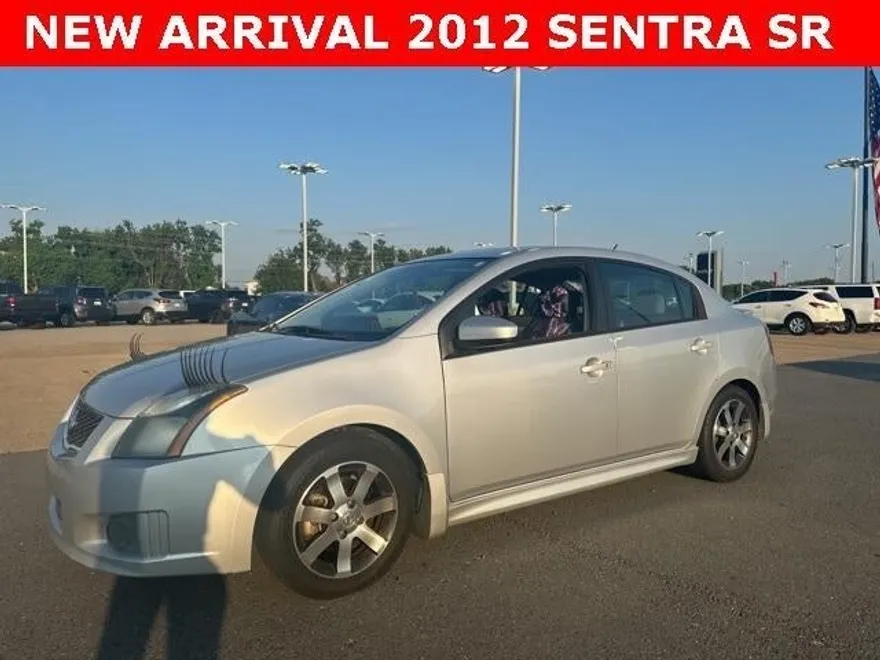 2012 Nissan Sentra 2.0 SR photo 1