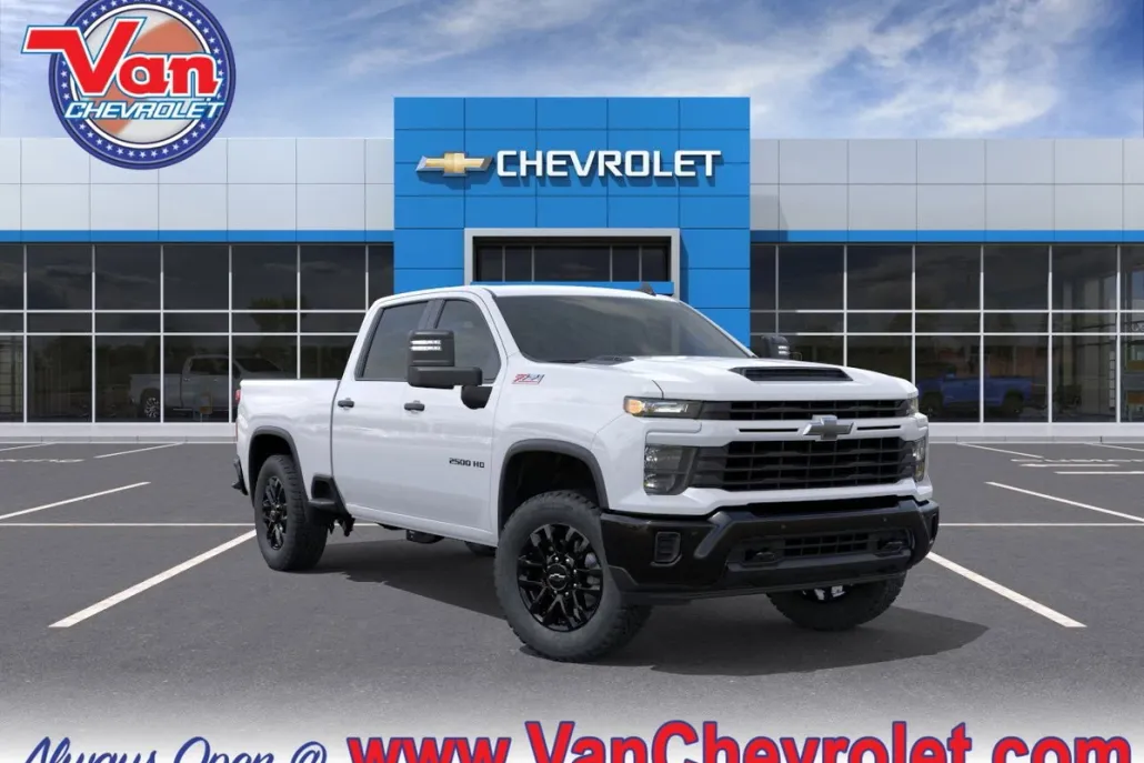 2026 Chevrolet Silverado 2500HD Custom photo 1