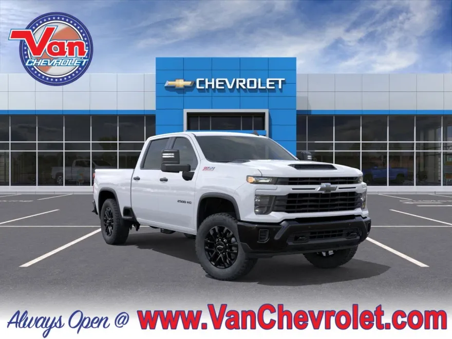2026 Chevrolet Silverado 2500HD Custom photo 1