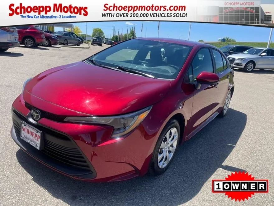 2024 Toyota Corolla LE photo 1