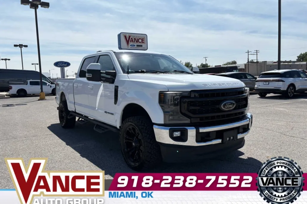 2022 Ford F-250 Lariat photo 1